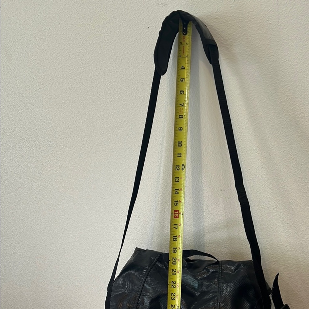 Rare Scott USA Waterproof Unisex Messenger /Bike Bag w/Adjust Strap, Reflectors - Picture 11 of 13
